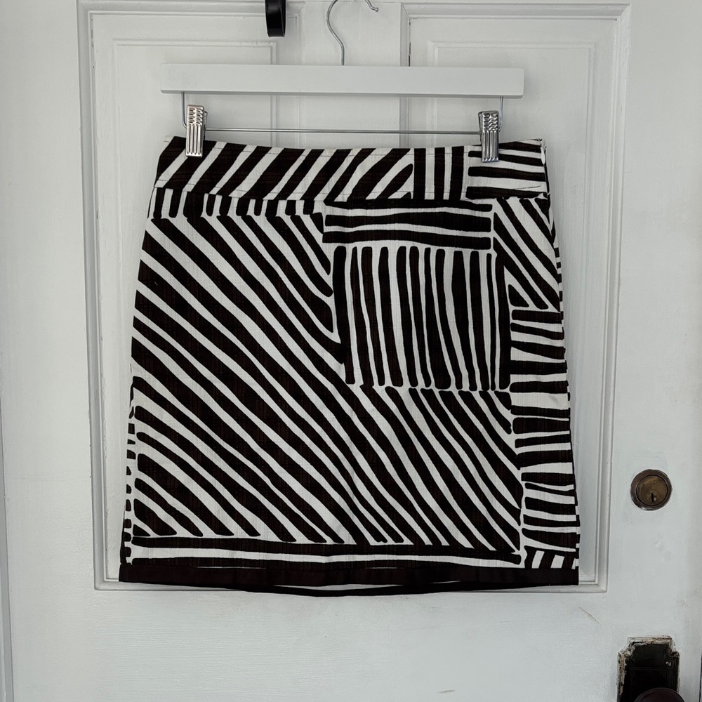 Ann Taylor Black and White Patterned Mini Skirt